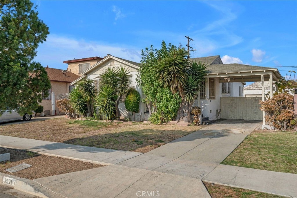 Photo of Listing #MB24244419