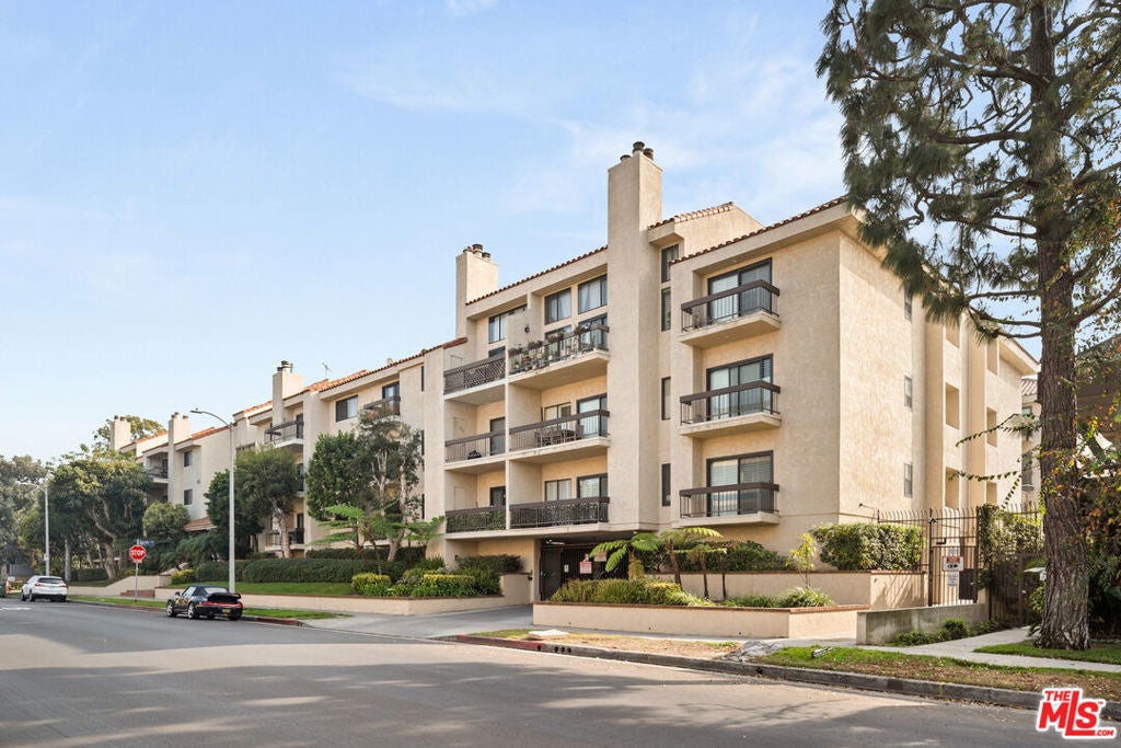 Photo of Listing #24469163