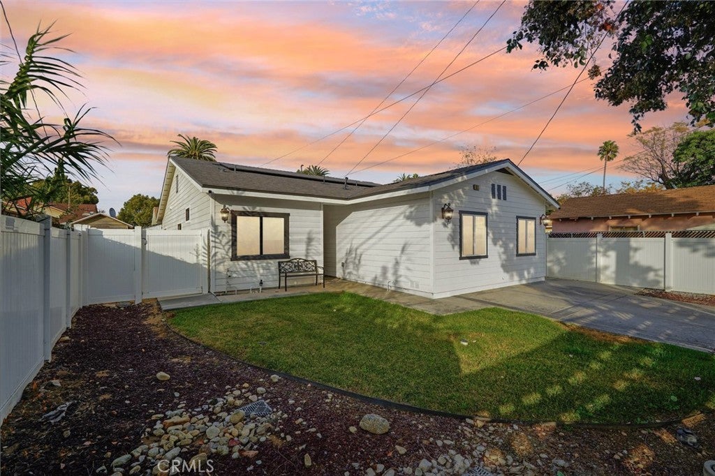 Photo of Listing #IV24245298