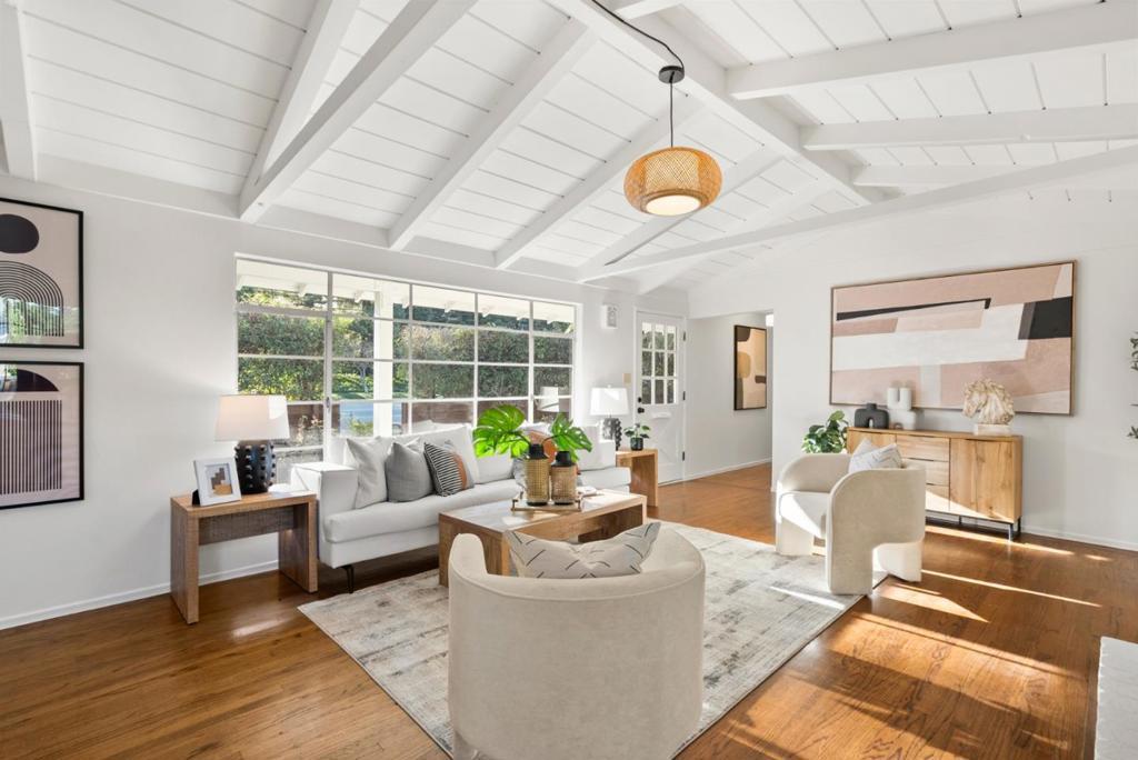 Photo of Listing #ML81988039