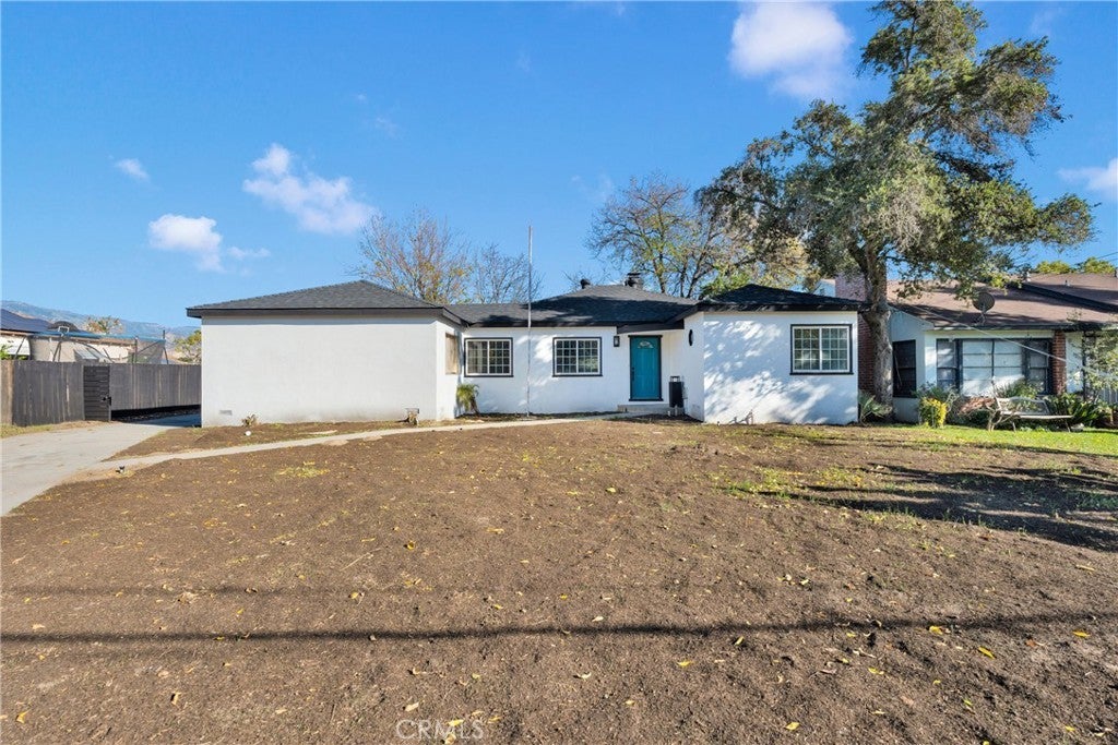 Photo of Listing #IV24245686