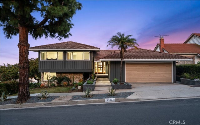 2104 W Rockinghorse Road, Rancho Palos Verdes.