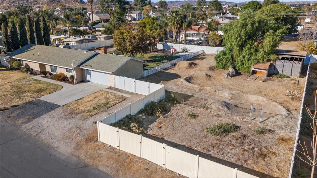 Photo of Listing #IV24245565