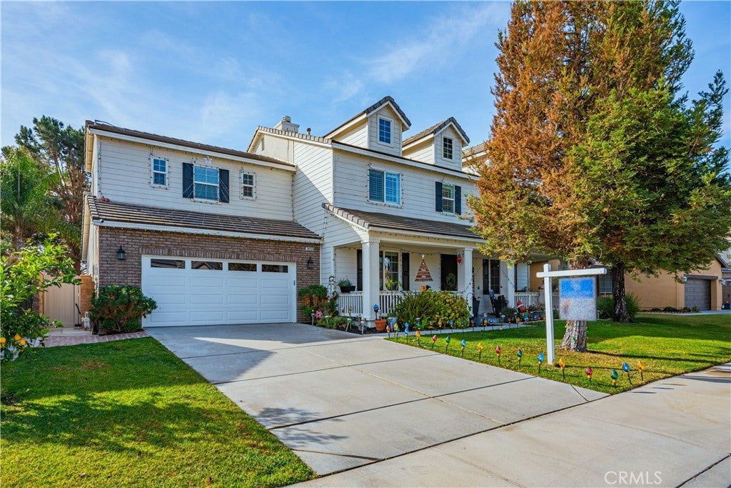 Photo of Listing #IV24243091