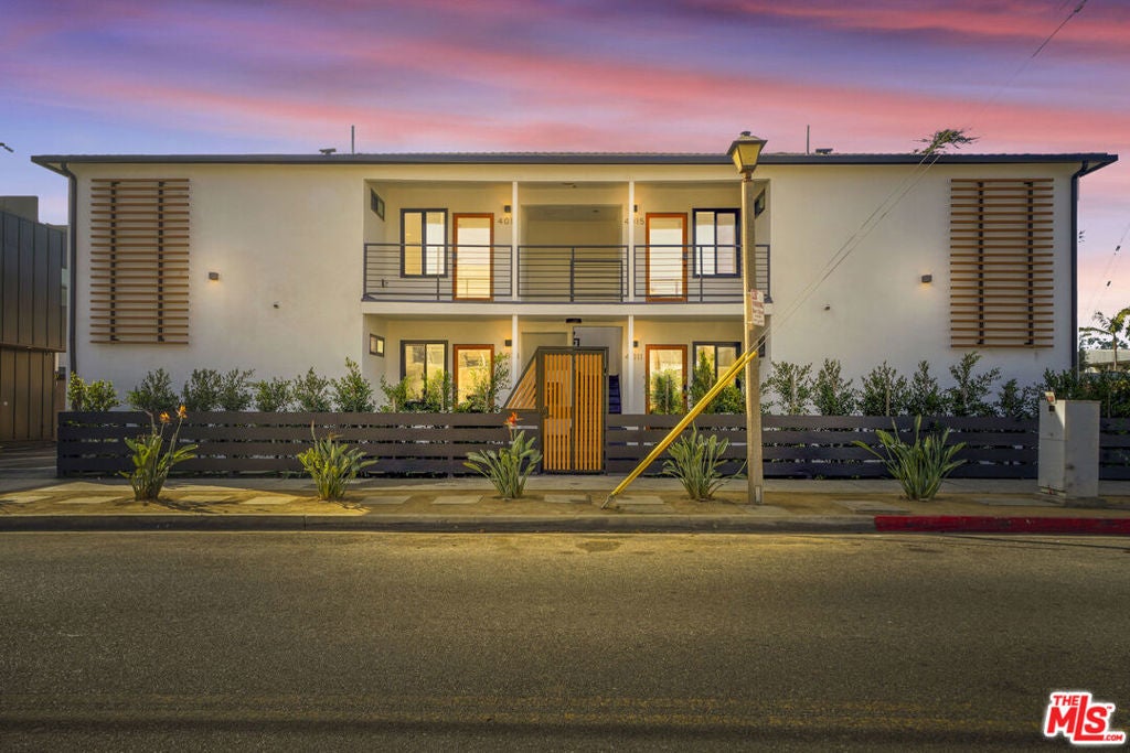 Photo of Listing #24469371