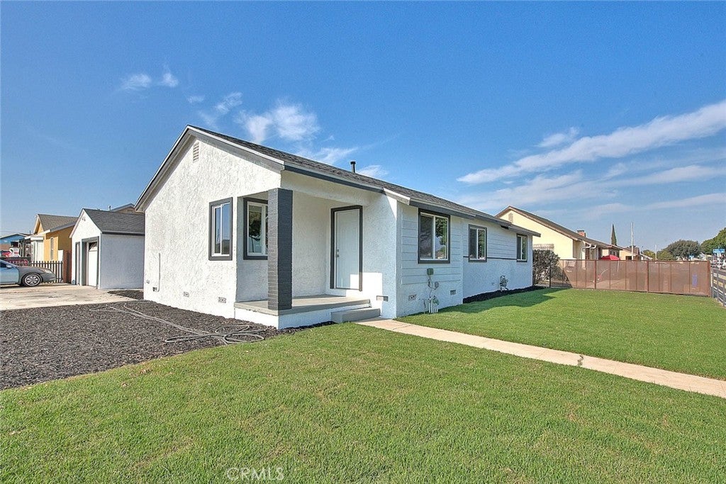 Photo of Listing #DW24244225