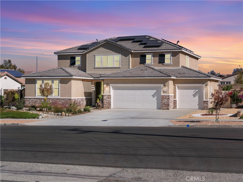 Photo of Listing #IV24247680