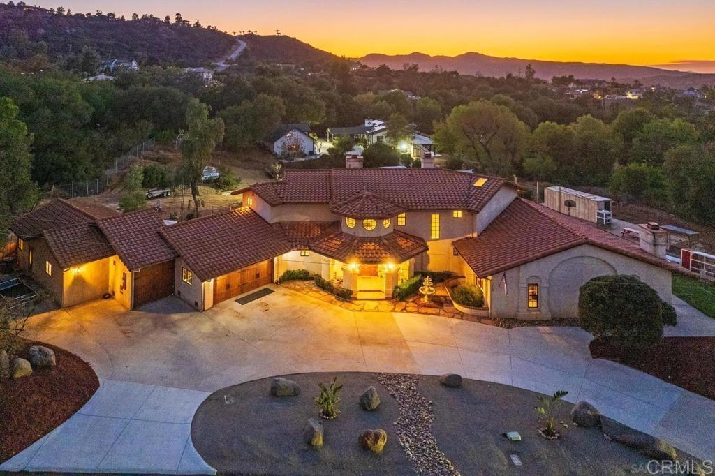 Photo of Listing #PTP2407497