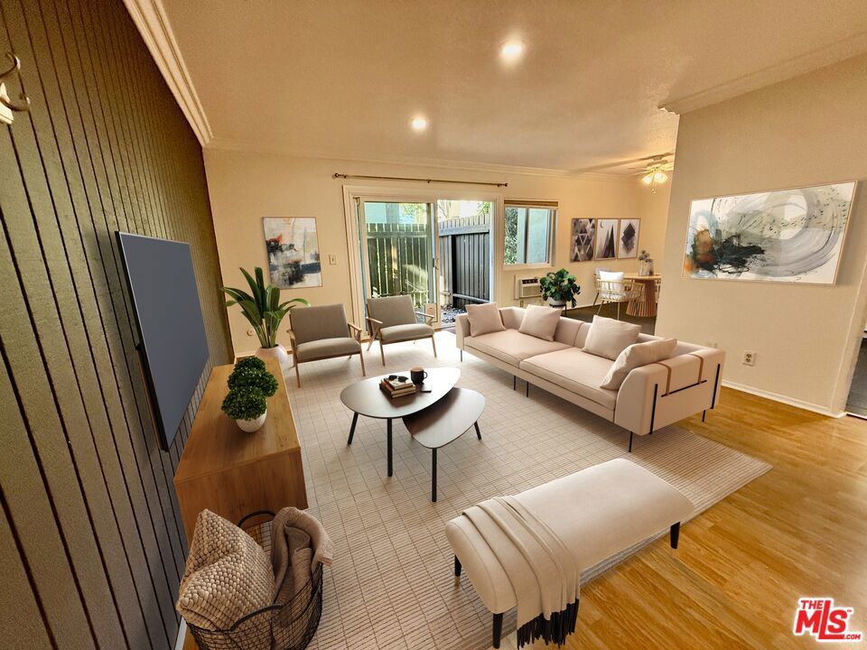 Photo of Listing #24471475