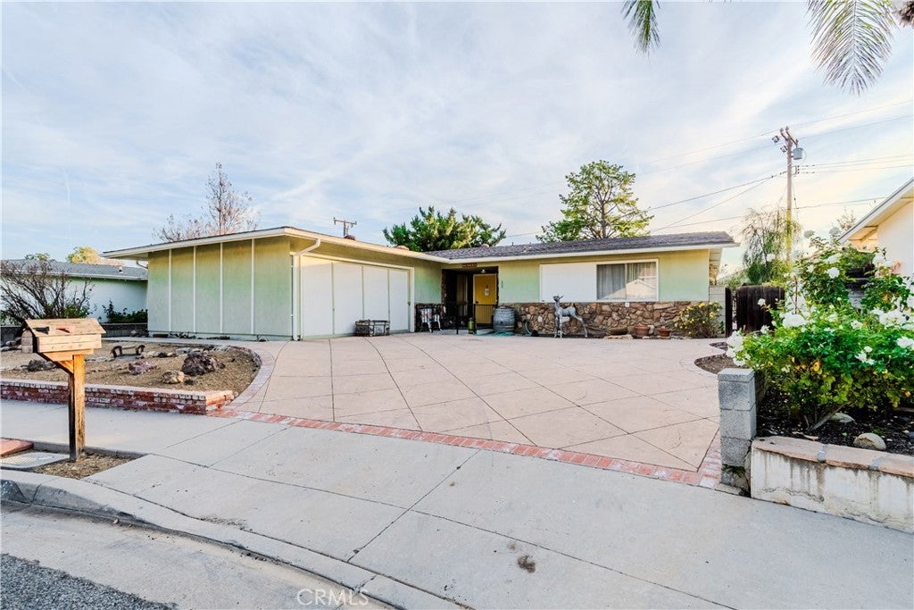 Photo of Listing #SR24247996