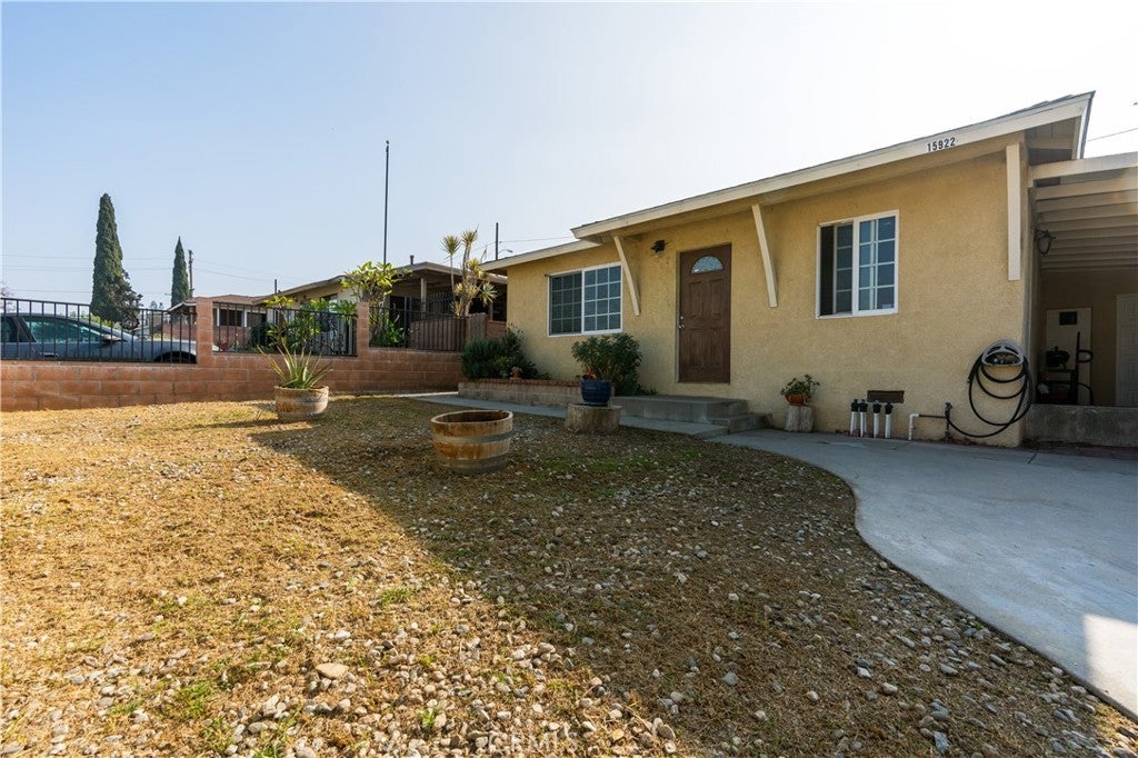 Photo of Listing #DW24247604