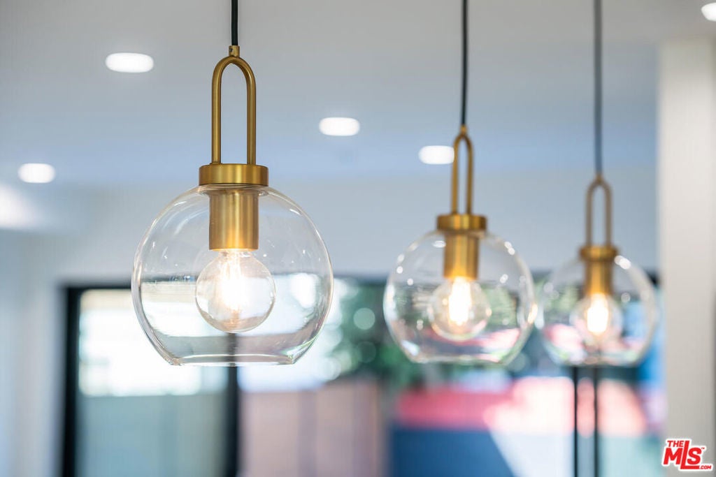 Photo of Listing #24471617