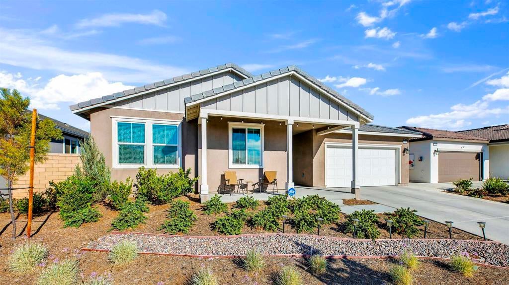 Photo of Listing #PTP2407523