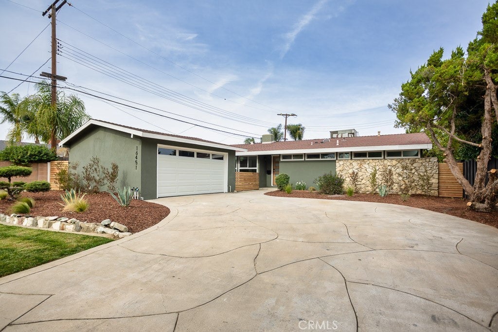 Photo of Listing #SR24248327