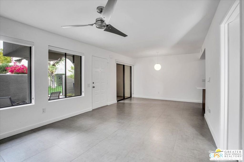 Photo of Listing #24471893