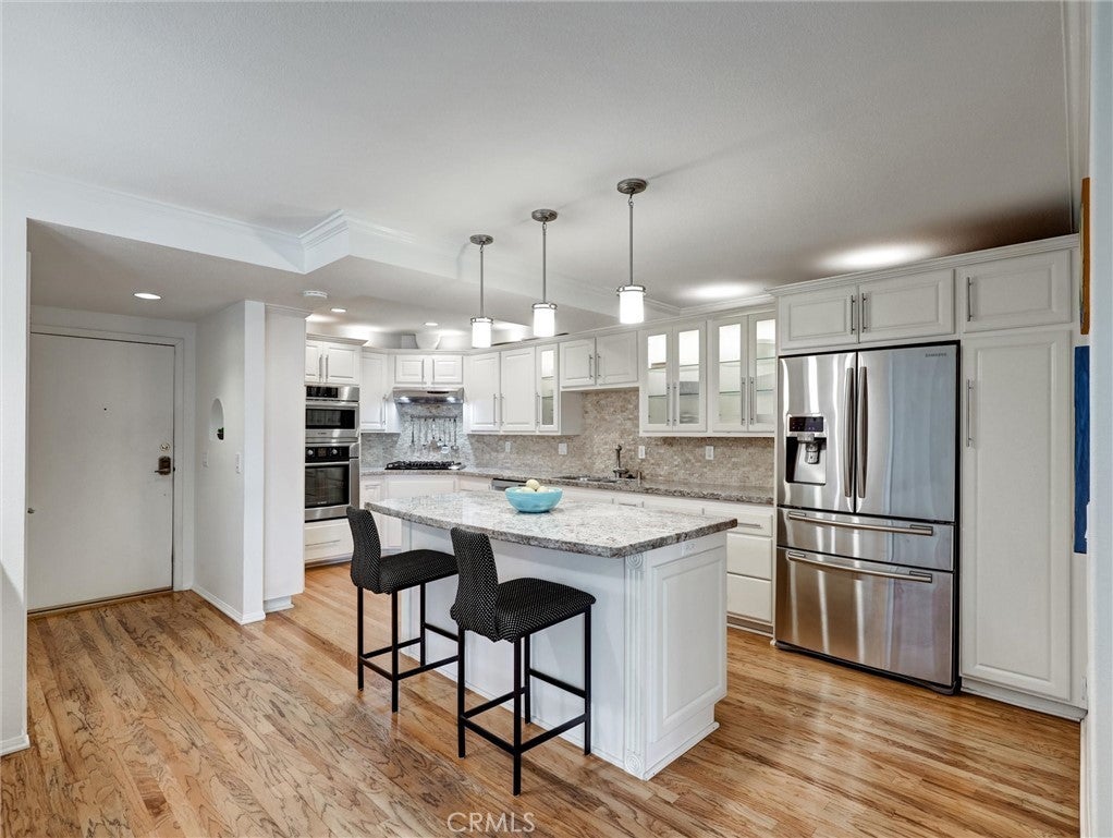 Photo of Listing #DW24249276