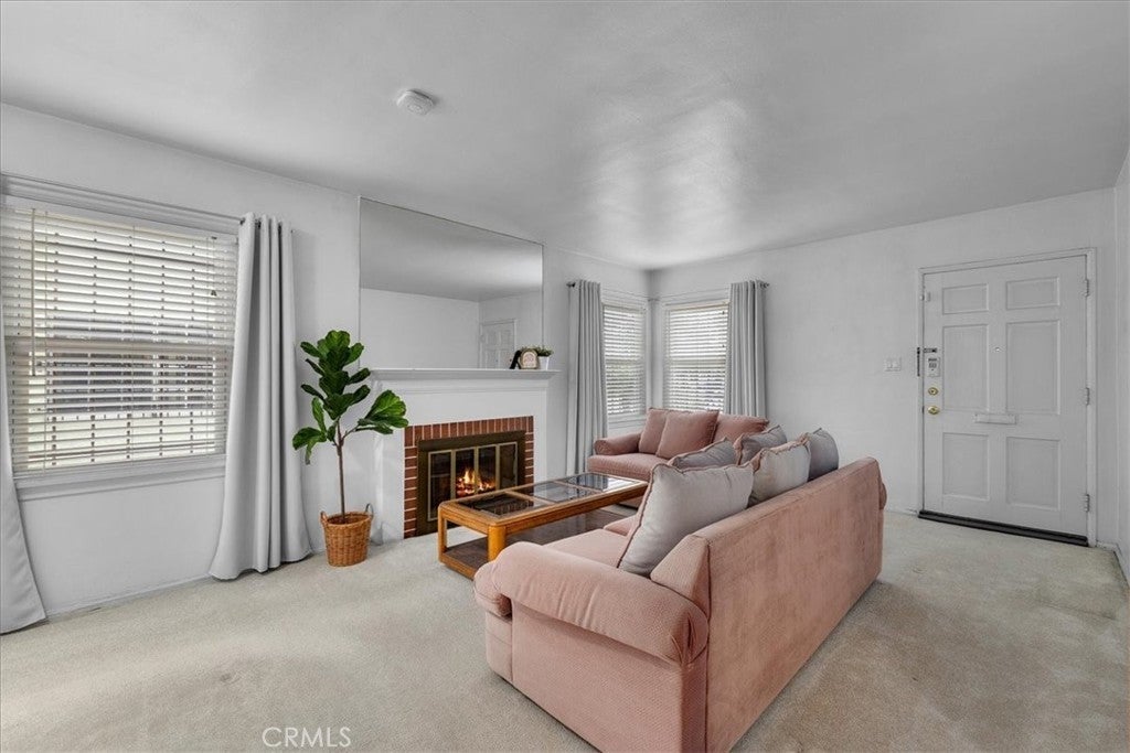 Photo of Listing #SB24249532