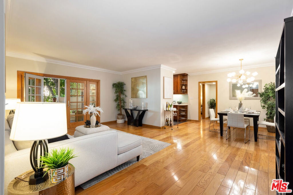 Photo of Listing #24472479