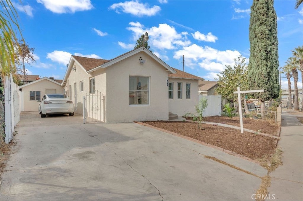 Photo of Listing #DW24250468