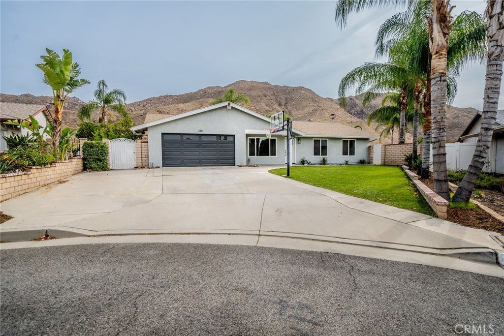 Photo of Listing #CV24246973