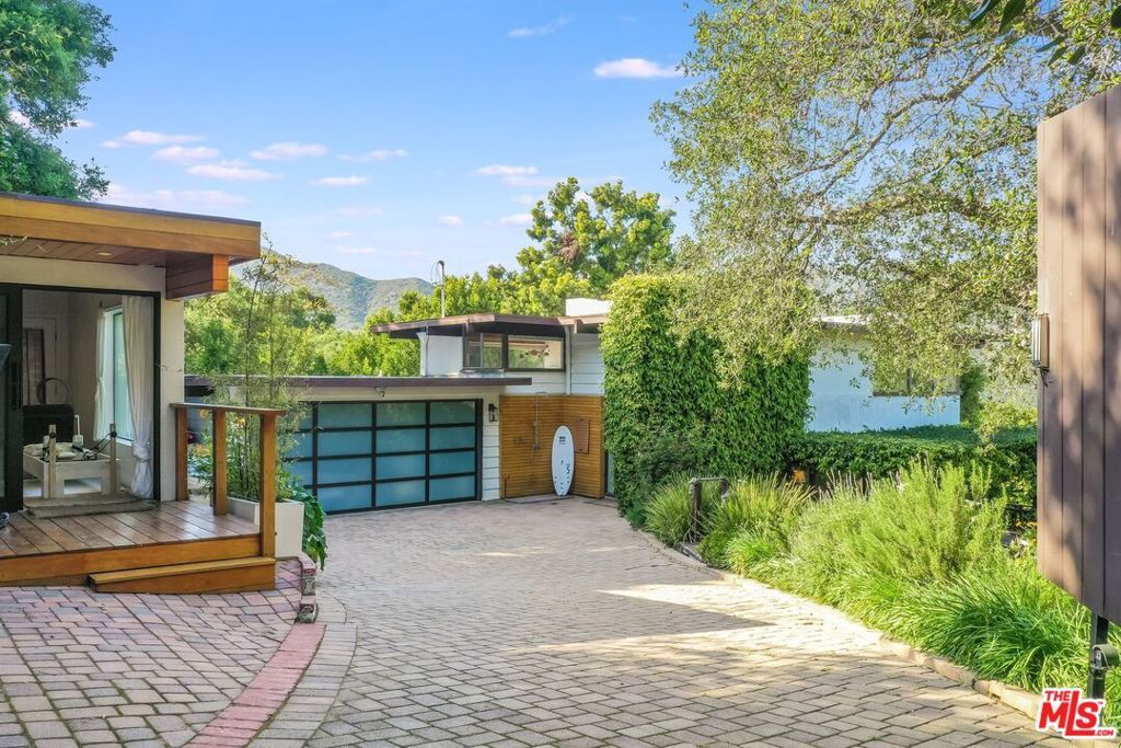 Photo of Listing #24473271