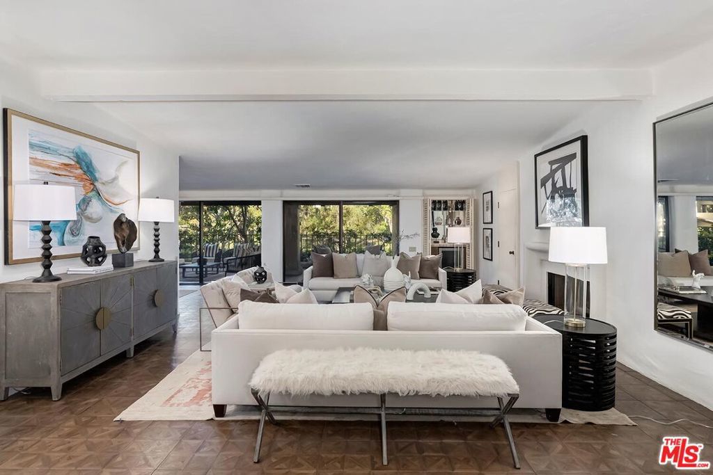 Photo of Listing #24471415