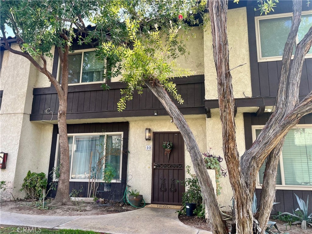 Photo of Listing #IV24251175