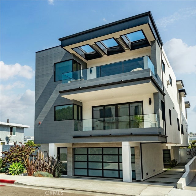 1612 Loma Drive, Hermosa Beach.