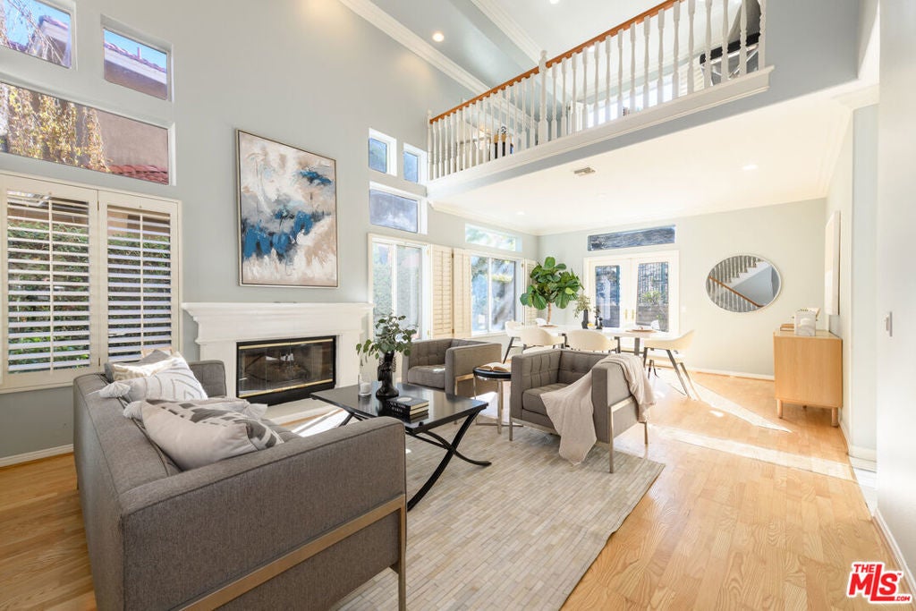 Photo of Listing #24472325