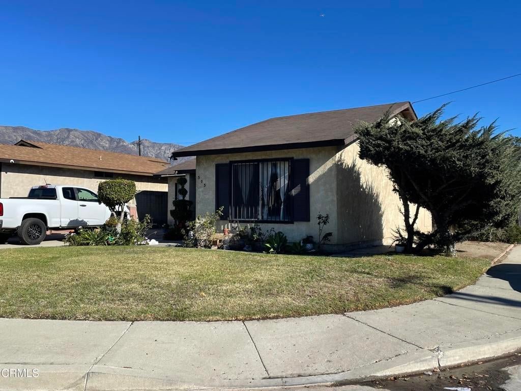 Photo of Listing #V1-27226