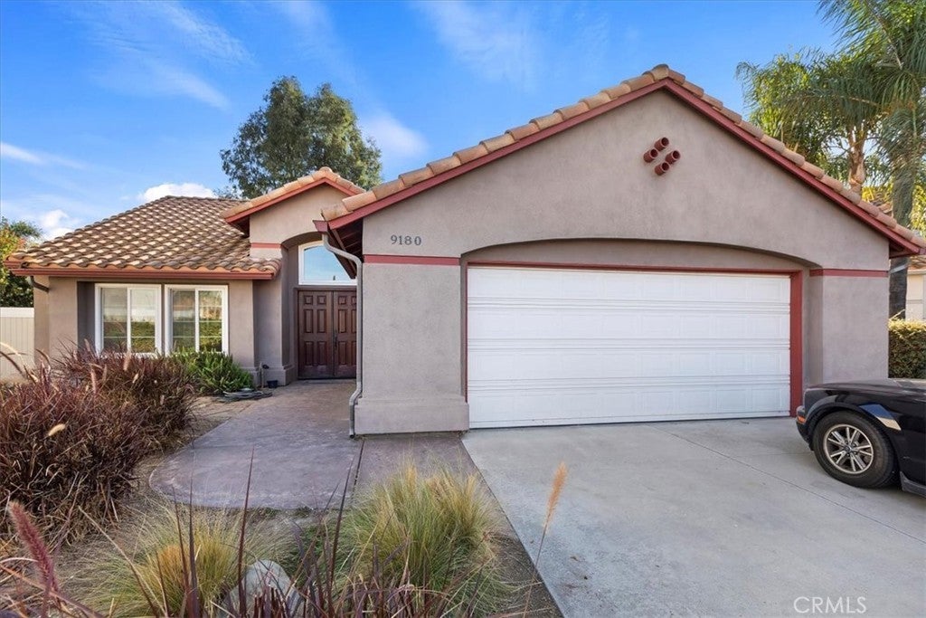 Photo of Listing #IV24252625