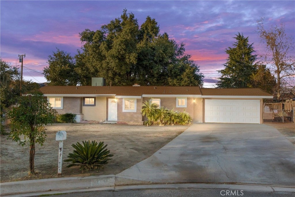 Photo of Listing #IG24252970