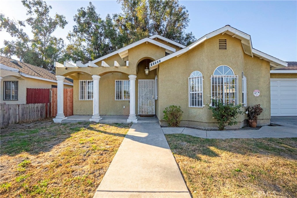 Photo of Listing #DW24253851