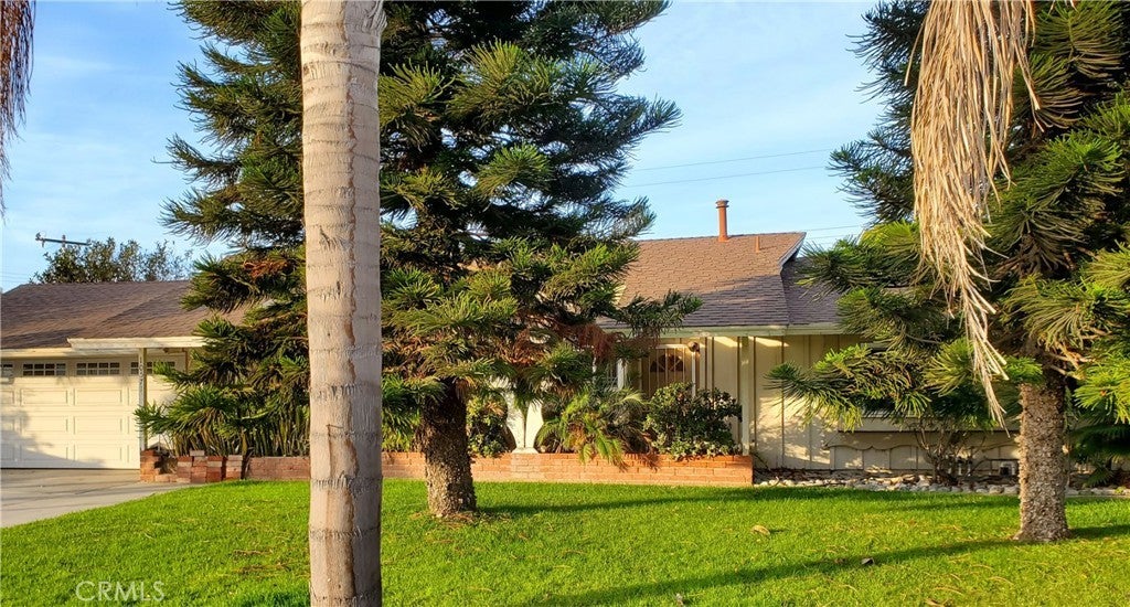 Photo of Listing #OC24253793