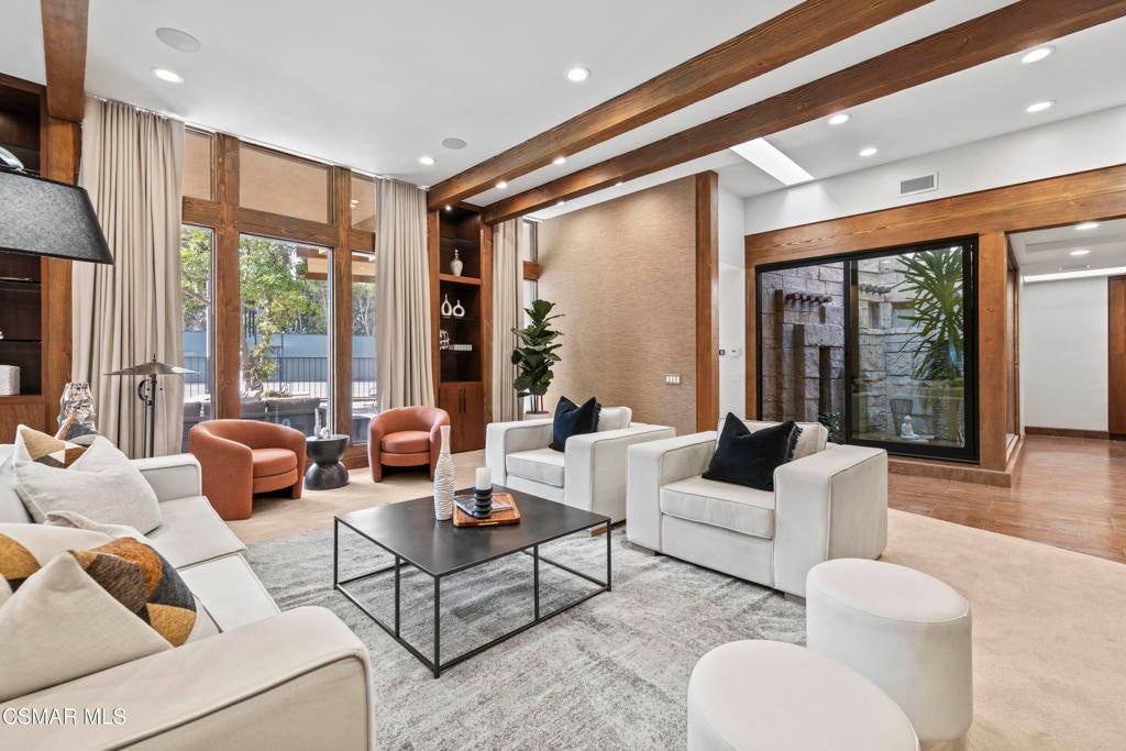 Photo of Listing #224005033