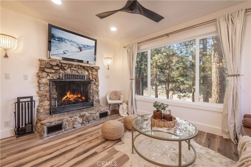 Photo of Listing #IG24254709