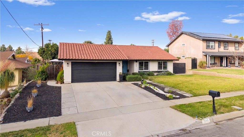 Photo of Listing #CV24254771