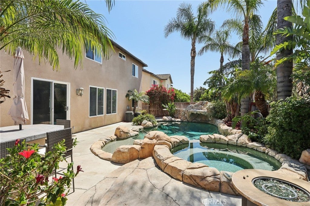 Photo of Listing #OC24255050