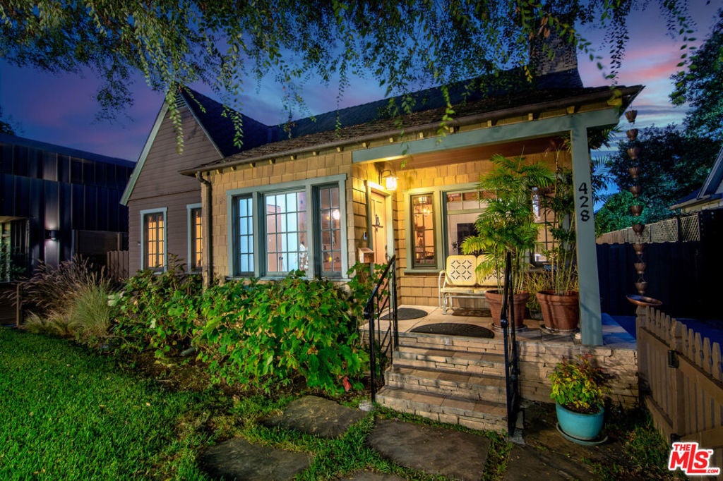 Photo of Listing #24474861