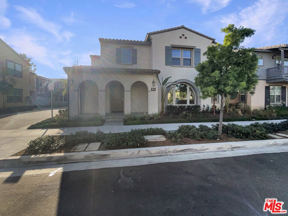 Photo of Listing #25475569