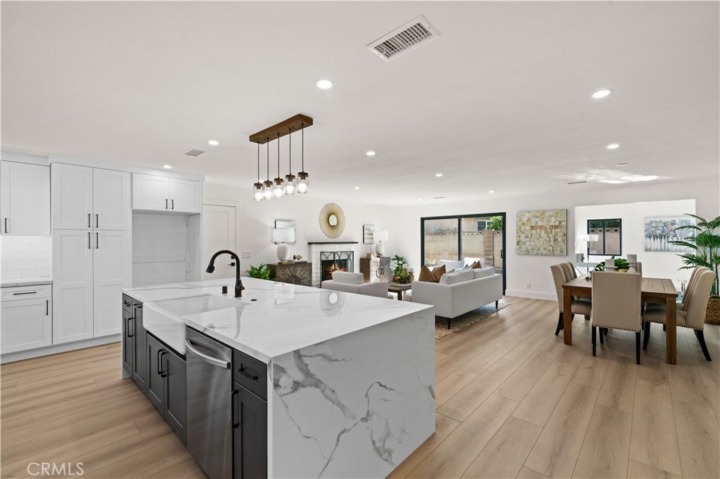 Photo of Listing #OC24251859