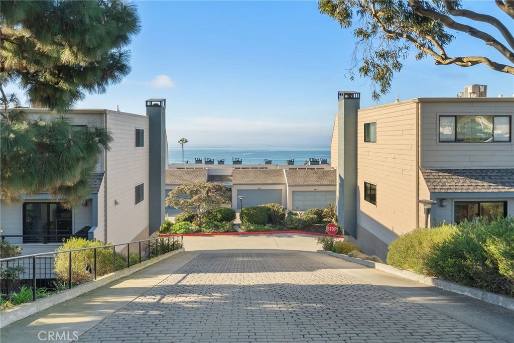 422 Calle Miramar