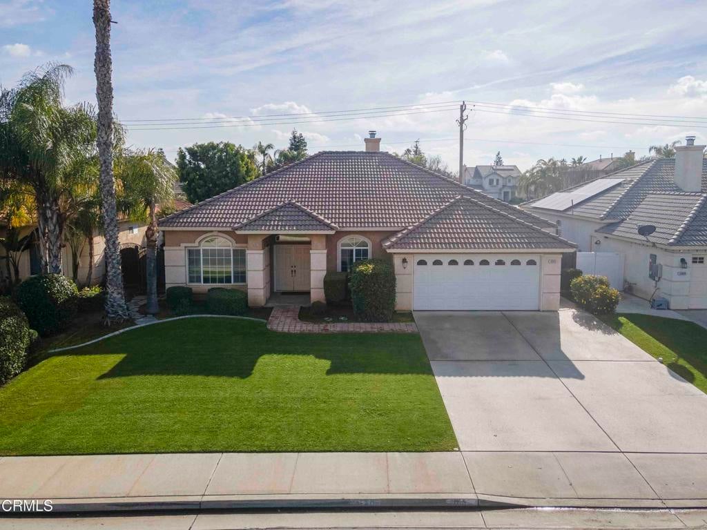 Photo of Listing #V1-27334