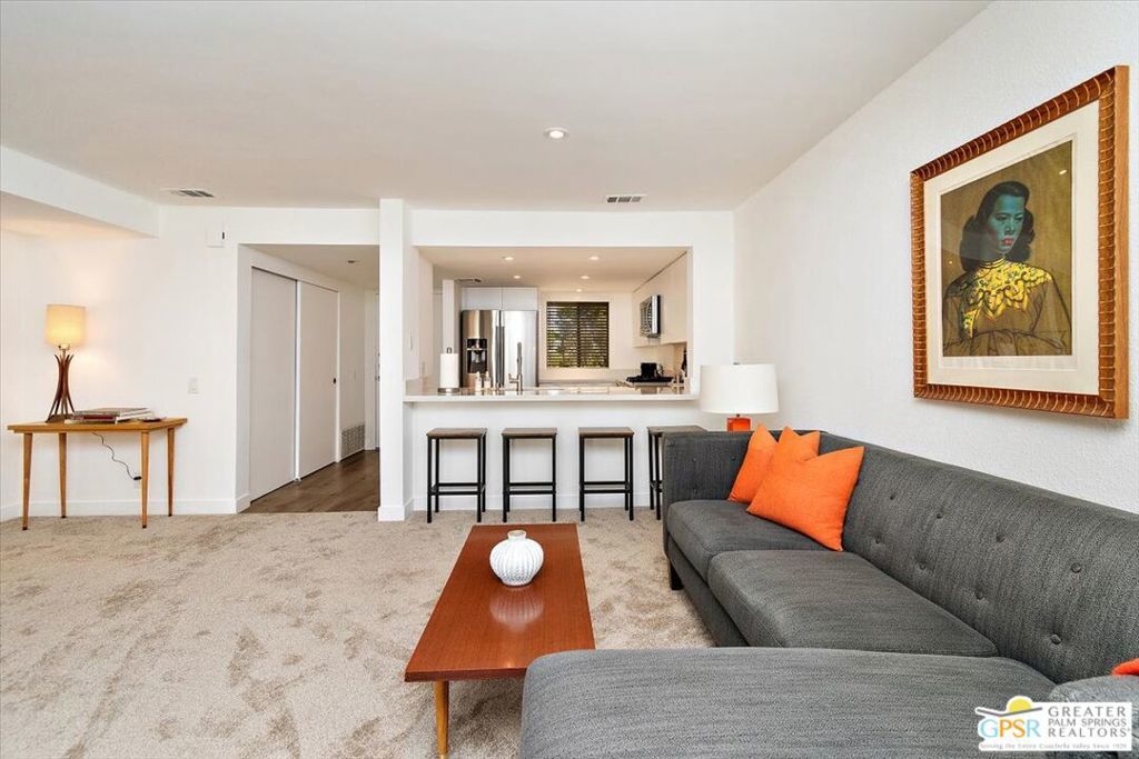 Photo of Listing #25476143