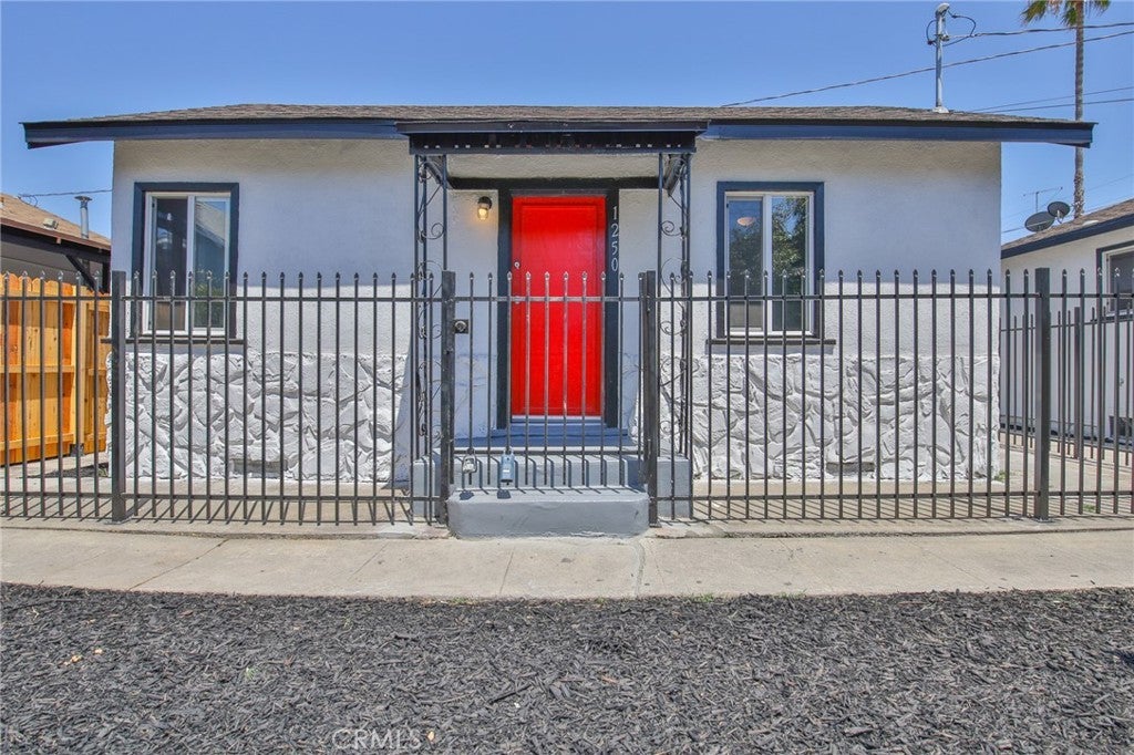 Photo of Listing #DW25001337