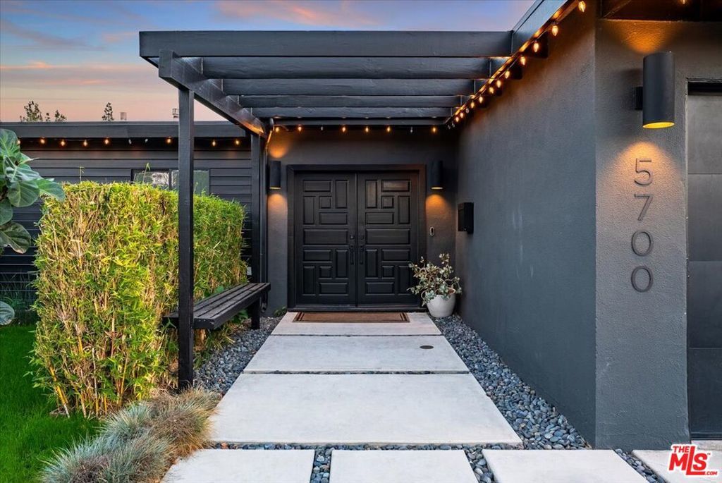 Photo of Listing #25476571