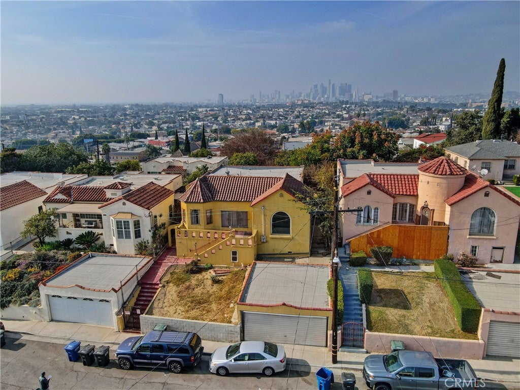 Photo of Listing #DW25002697