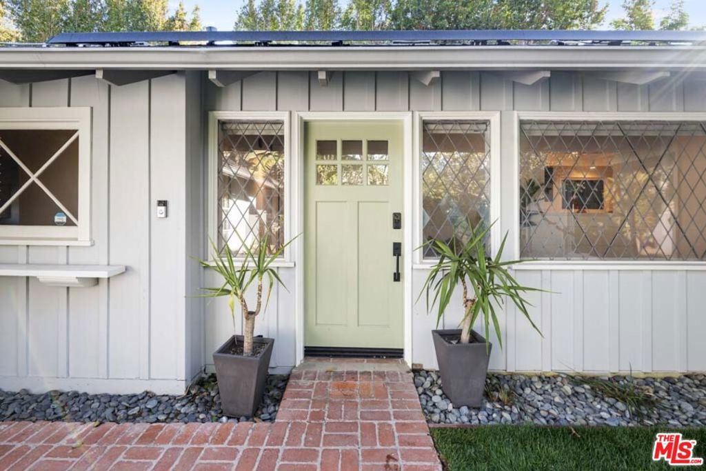 Photo of Listing #25476879