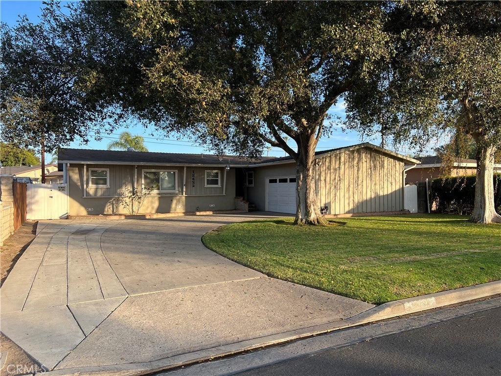 Photo of Listing #DW25002139