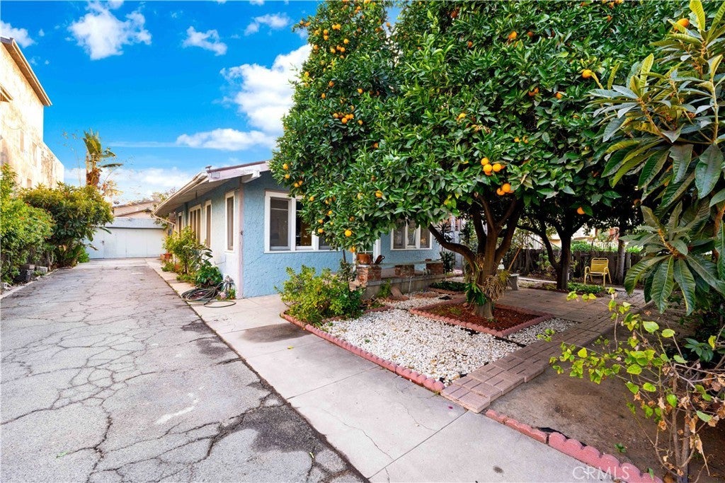 Photo of Listing #SR25003438